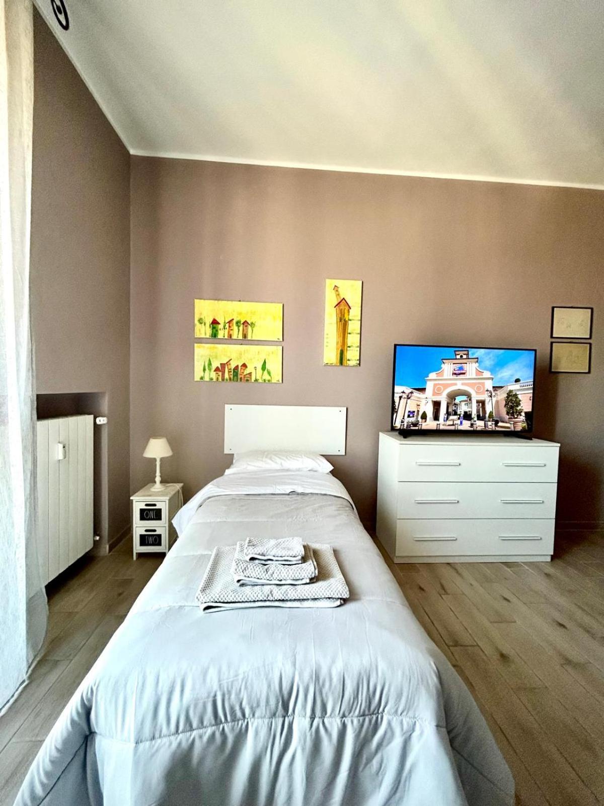 Appartamento Dante Novi Ligure Zewnętrze zdjęcie